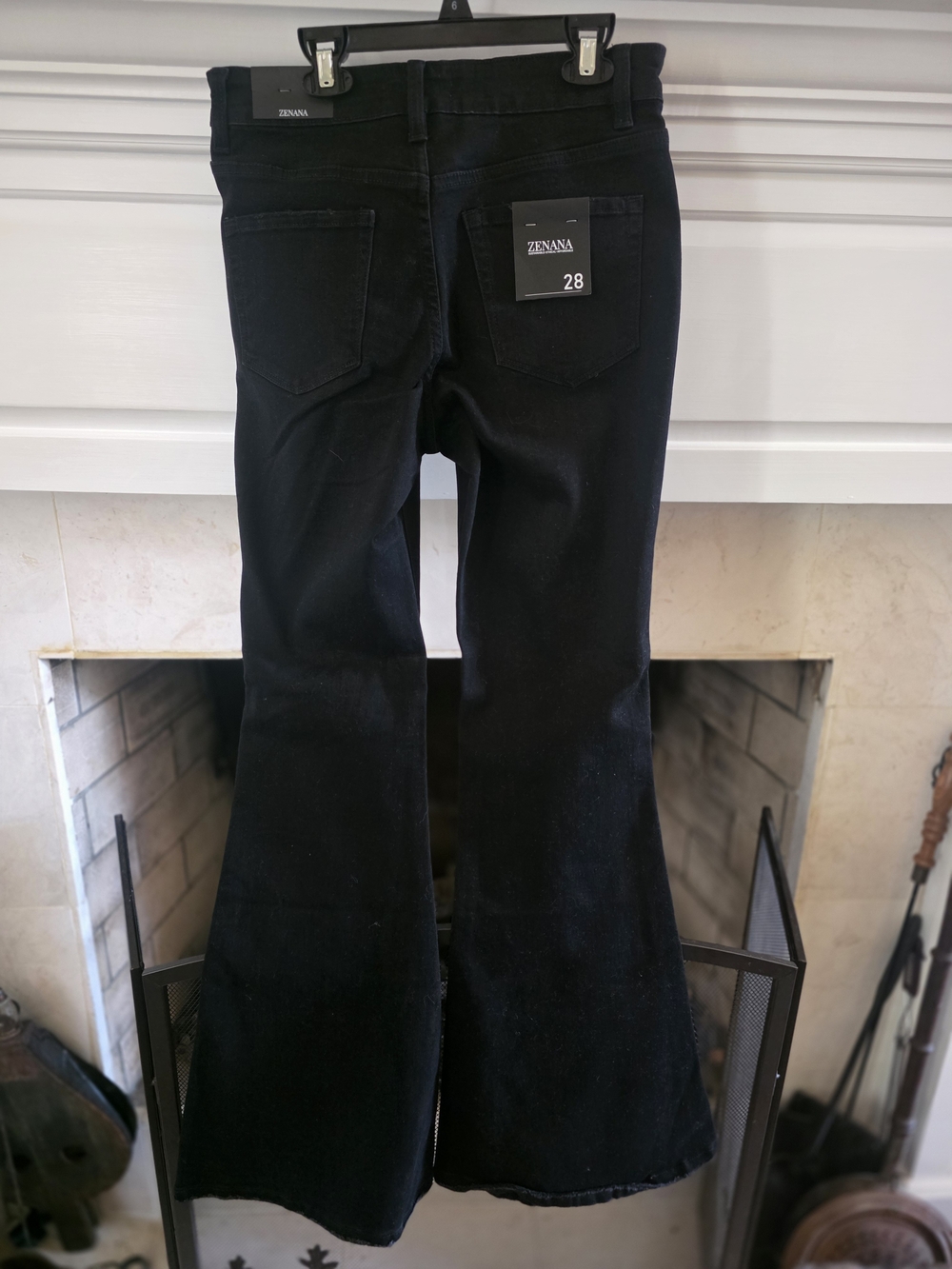 Zenana Outfitters Black Flare Jeans - Picture 2 of 5